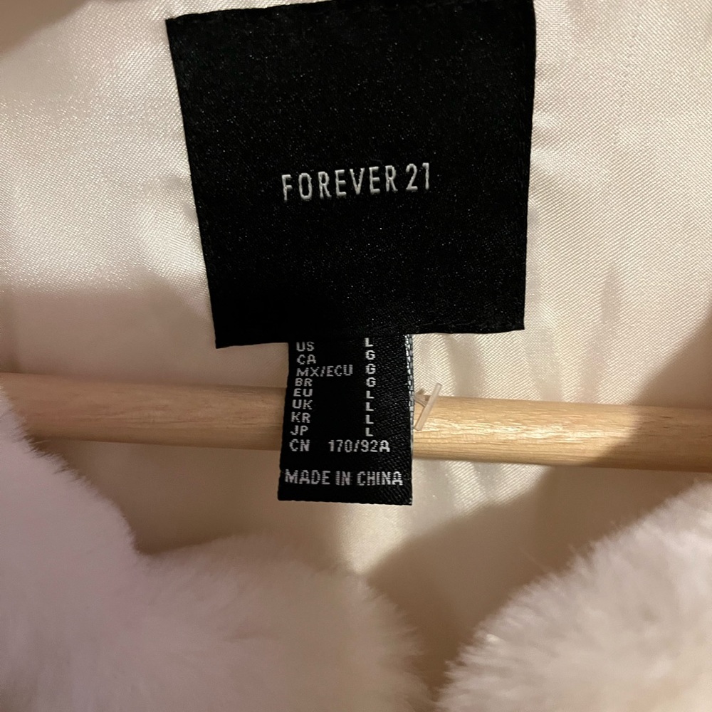Fuzzy formal jacket - Picture 3 of 4